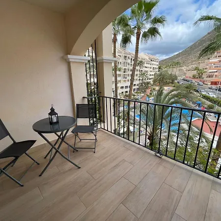 Castle Harbour Cristianos Beautiful With Pool View 아파트 로스크리스티아노스