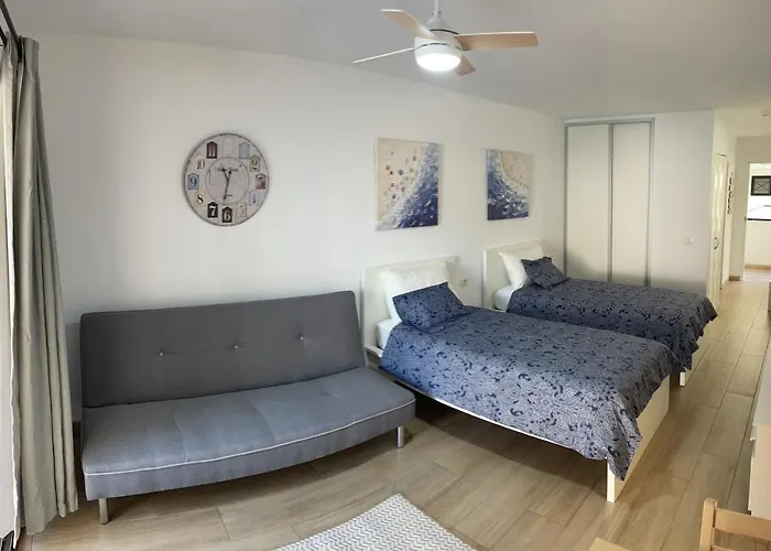 アパート Castle Harbour Cristianos Beautiful With Pool View